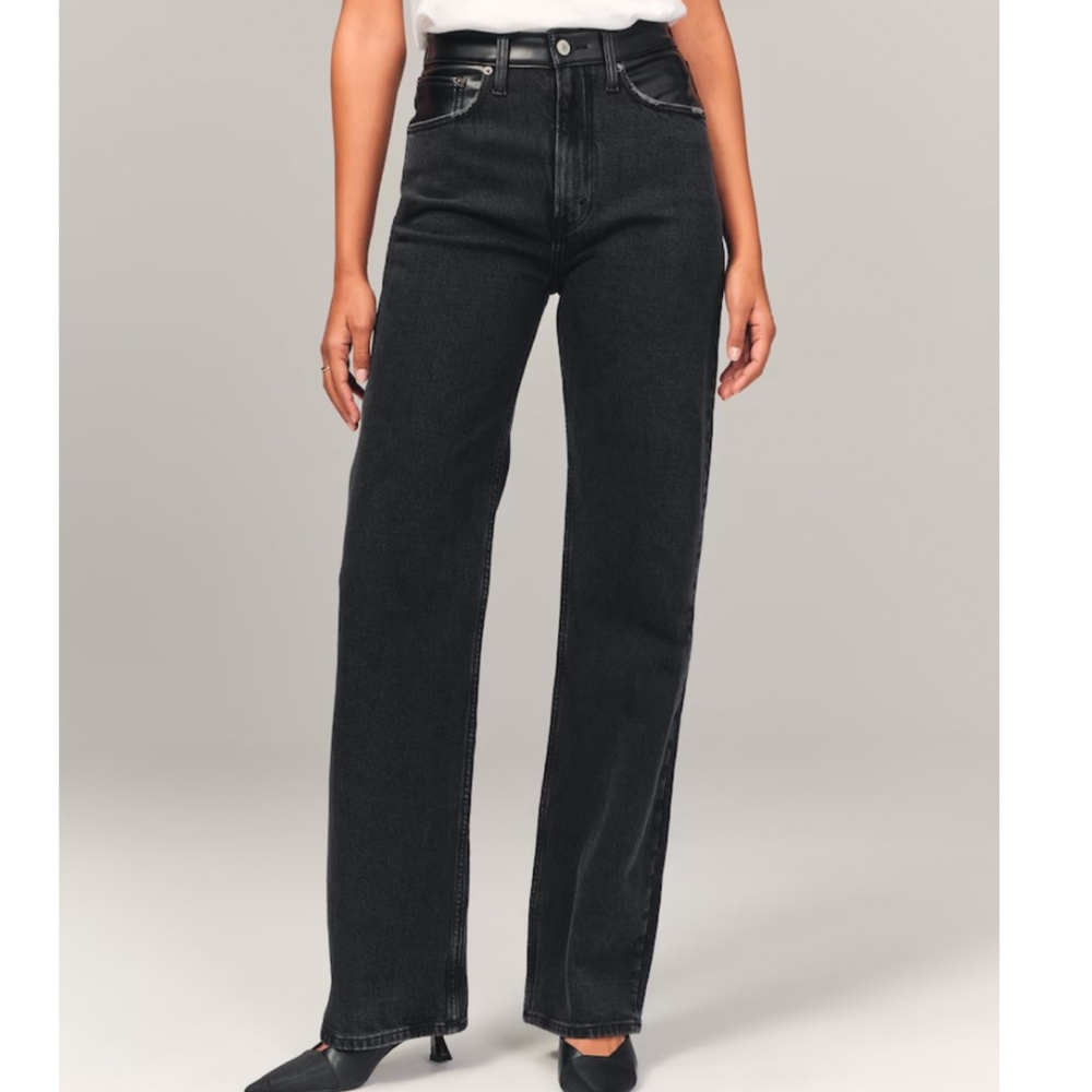 Abercrombie 90s Jean in Black, Mixed Faux Leather, Size 32